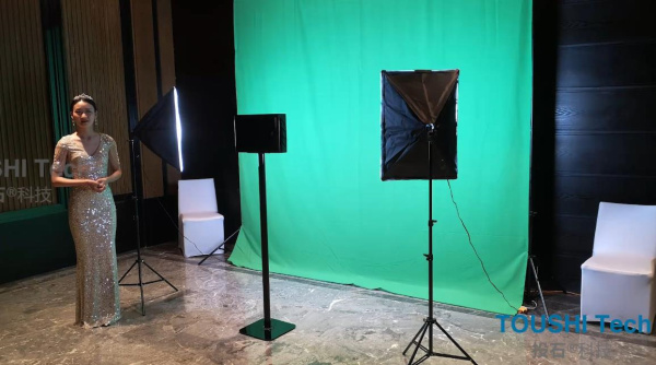 杭州施華蔻品牌經(jīng)銷商答謝晚宴電子馬賽克拍照簽到互動裝置