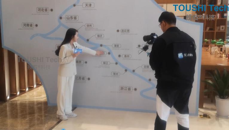 南京新華報(bào)業(yè)傳媒集團(tuán)中國大運(yùn)河文化講堂雷達(dá)觸摸投影墻