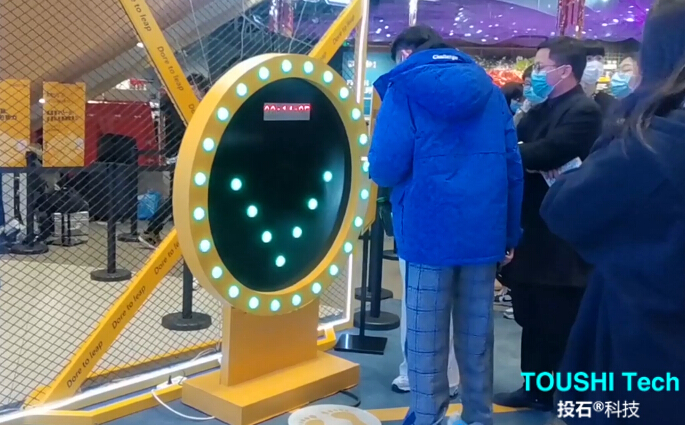 上海Realme錦鯉國潮手機V15聲音郵局互動裝置和踩燈裝置