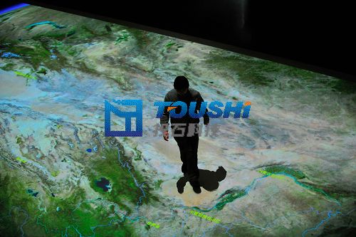 地幕<a href=http://m.westyy.cn/products/3/ target=_blank class=infotextkey><a href=http://m.westyy.cn target=_blank class=infotextkey>數字沙盤</a></a>.jpg