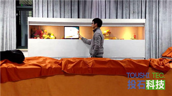 投石為上海體育學院運動健身科學館營養(yǎng)超市提供滑軌電視多媒體機械互動裝置11..30 (2).jpg